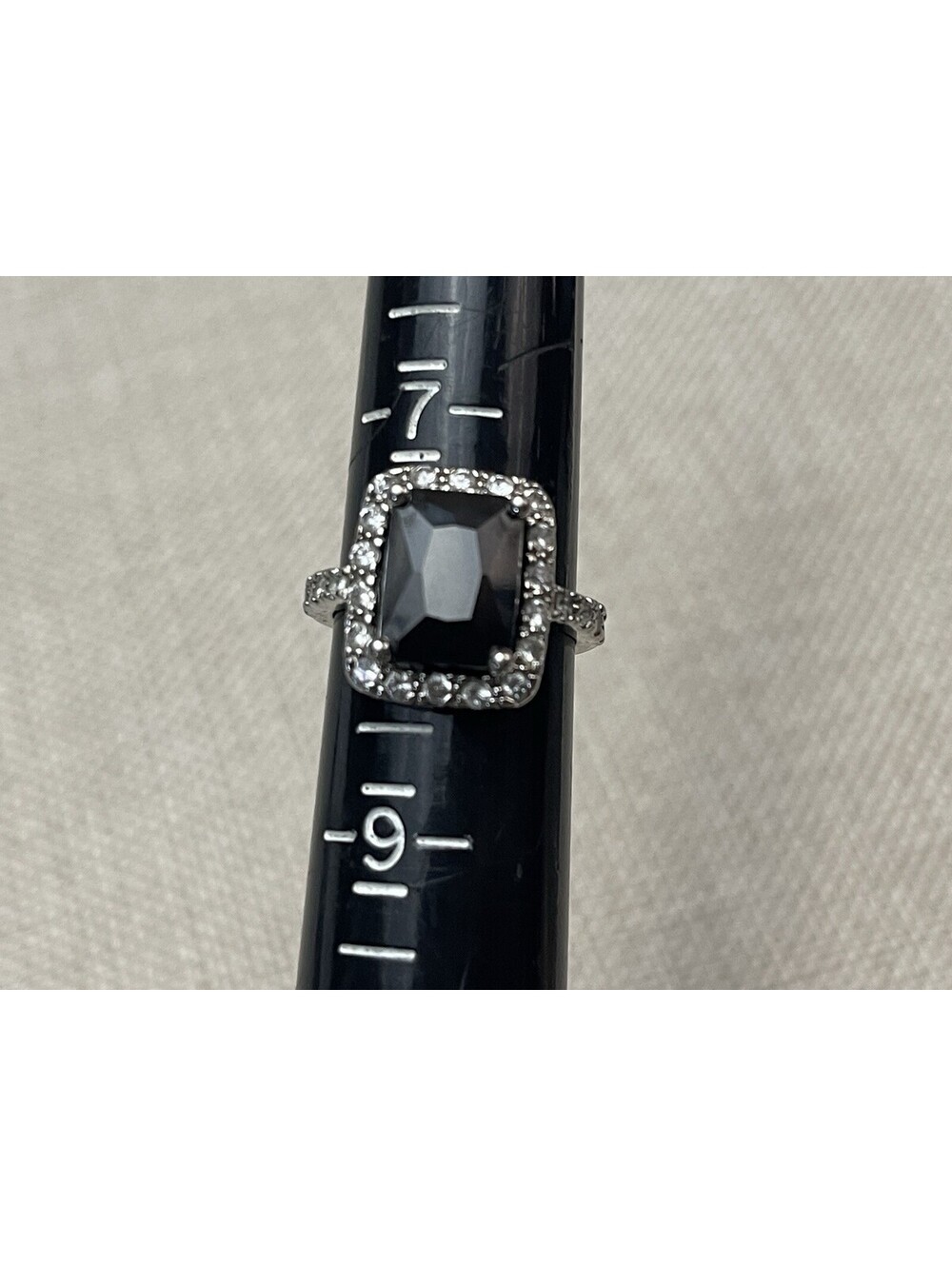 Premier Designs COUTURE Retired Halo Ring Size 8 Black CZ
